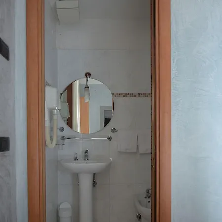 Angelica Otel 2*
