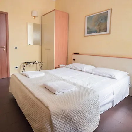 Angelica Hotel