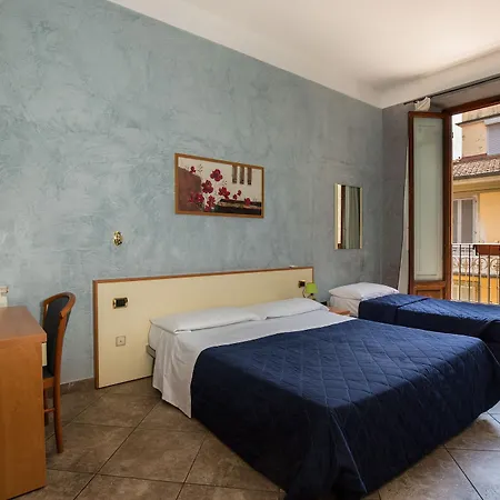 Angelica Otel Floransa