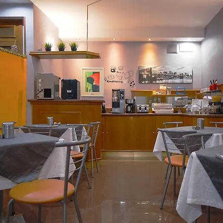 Angelica Otel Floransa