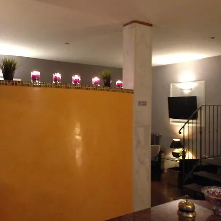 Angelica Hotel