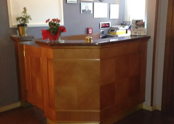 Angelica Hotel 2*